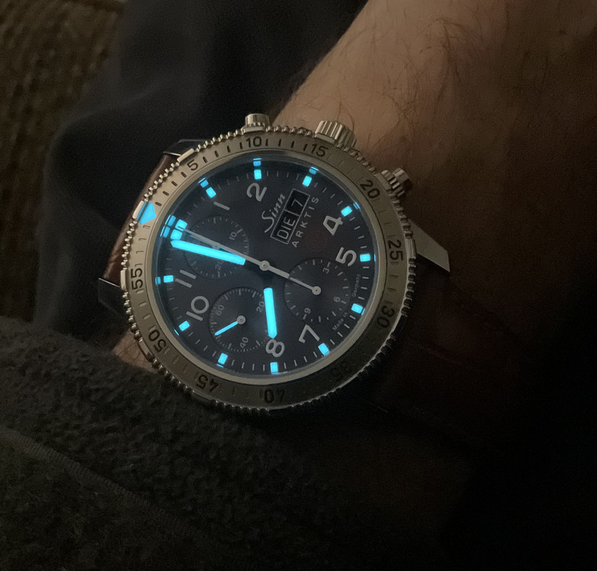 A53D5910-D856-44E2-BC72-00939C9BE0E6