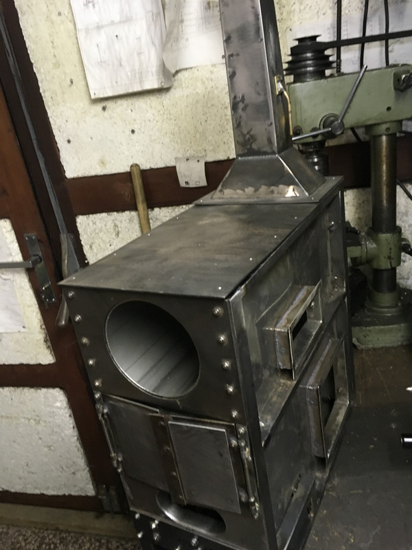 EFDC0B81-2BEC-471F-9F6B-94F5449E6F1A