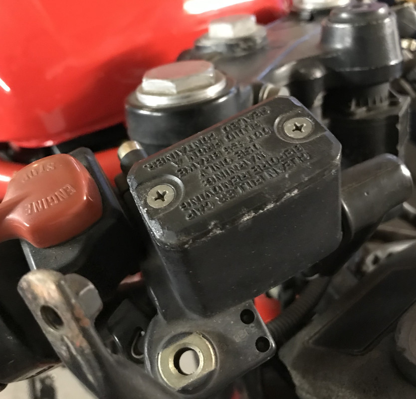 7B77301F-230C-48B0-9A0D-B61ABC68259E