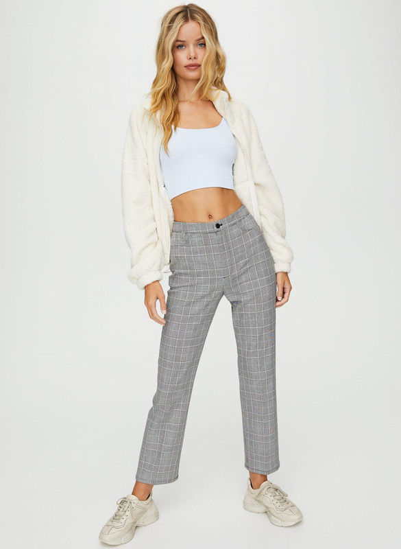 frida-aasen-aritzia-fall-2019-14
