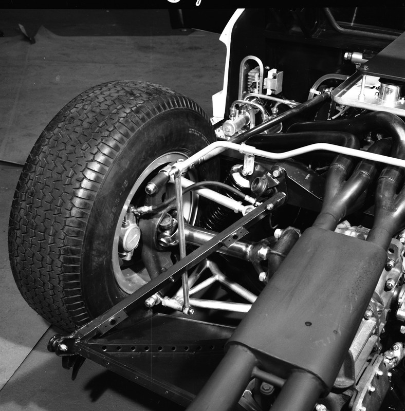 138116-69FordGTNYDetailsApril1964