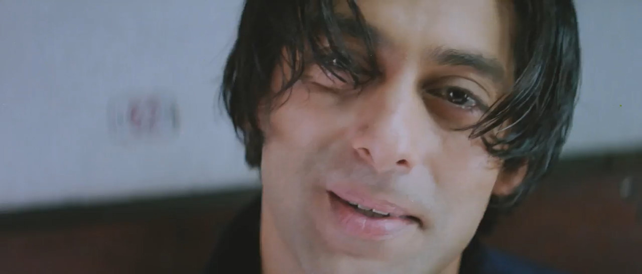 Tere Naam 2003 BluRay [Hindi + Tamil] 480p 720p ESub Screenshot