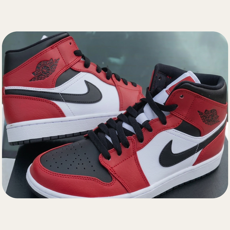 Air Jordan 1 Mid SE - Black/White/Varsity Red