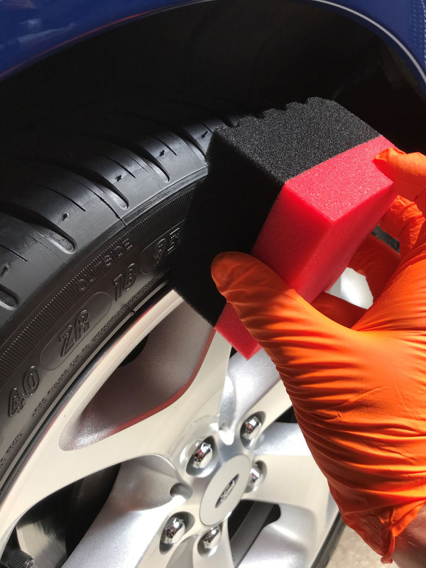 Speed Master Tire Dressing Applicator