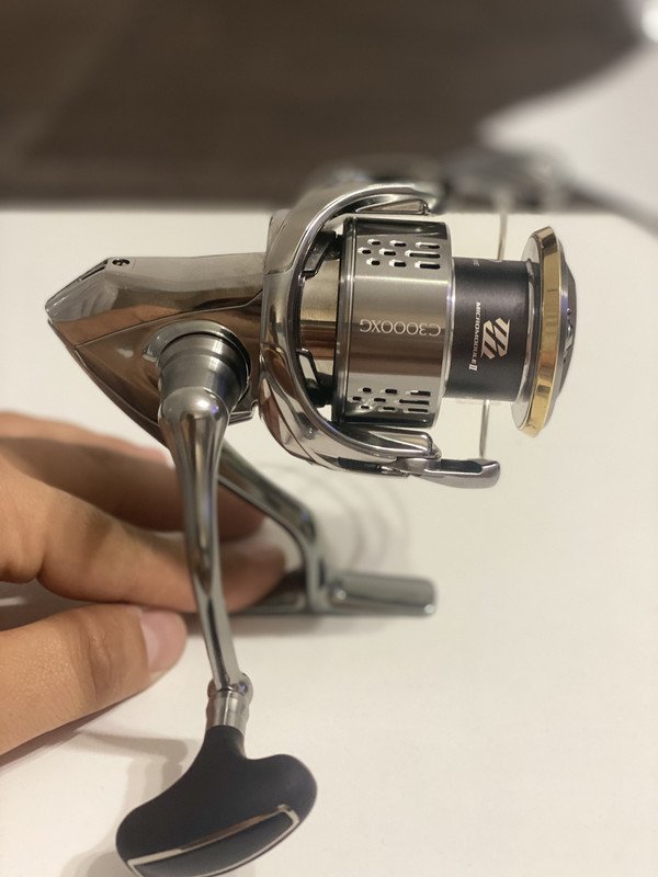 AD228AAB-8BAE-428F-9D4D-2F1BFEE63CF2