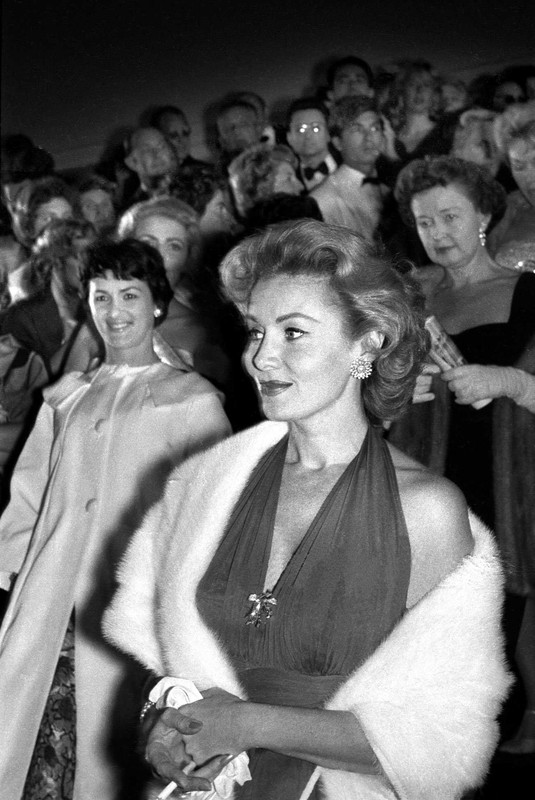 rhonda_fleming_b38