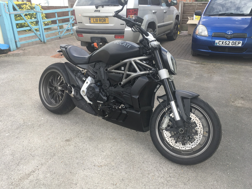 8439FDB5-B352-47BD-92C0-EDAA3D33A5BF