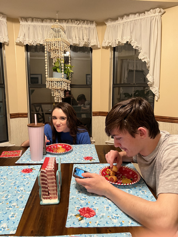 F19A5C2D-0B62-499B-B36D-E5CB8E4BBEAC