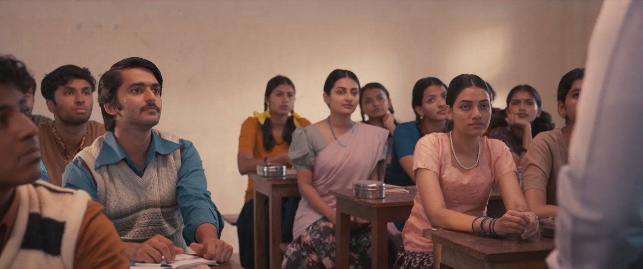 Shanthamee Raathriyil 2025 WebRip [Malayalam] 480p 720p ESub Screenshot