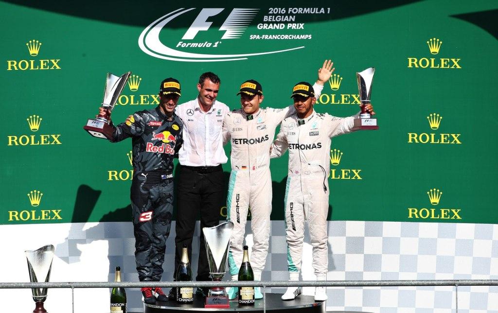 2016 бел подиум