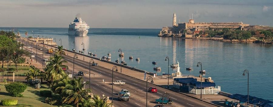 Набережная Малекон в Гаване Набережная Малекон в Гаване