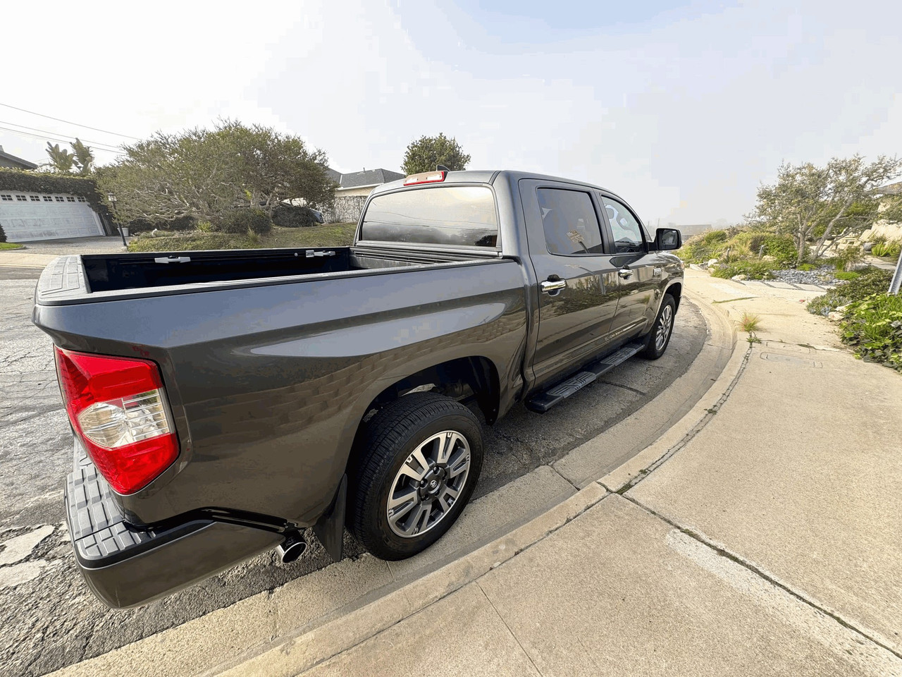 Vehicle thumbnail 8