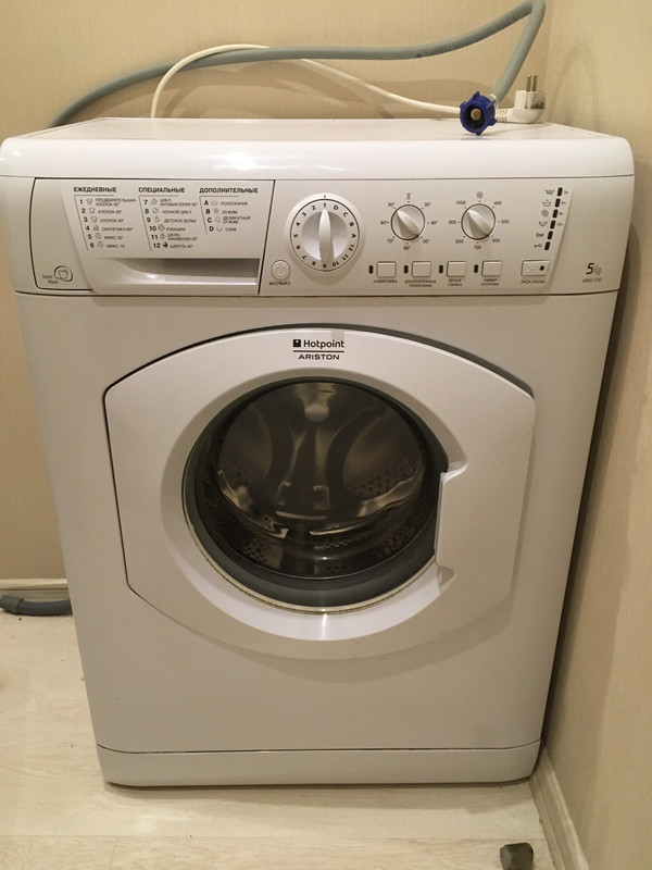 AC5F40B3-822B-4BDE-95D7-0A6C28CA6E20