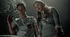 https://i.postimg.cc/63jsnZ2M/tumblr-inline-pd4ufi2c-BJ1rifr4k-1280.gif
