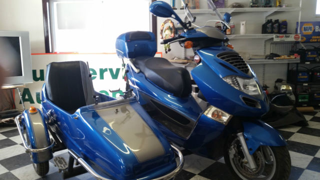 2005-kymco-bet-amp-win-with-kustom-sidecar-and-p