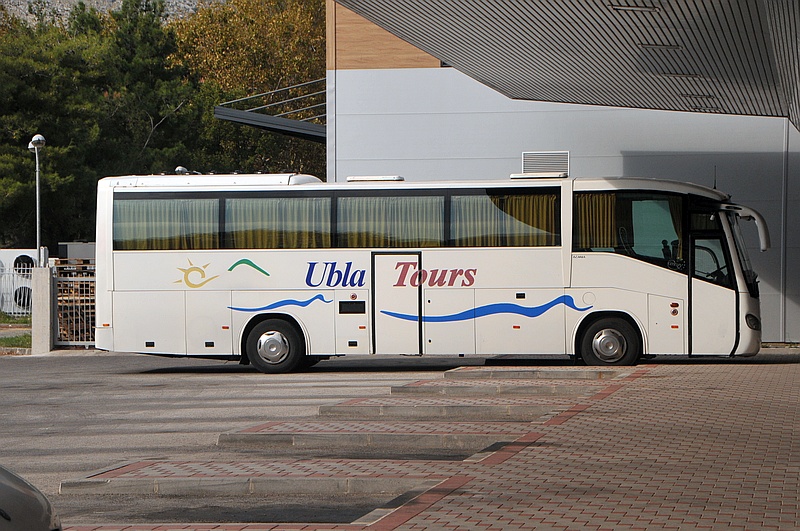 Autobusni prijevoznici u BiH Ubla-Tours-Scania-Trebinje-445-087