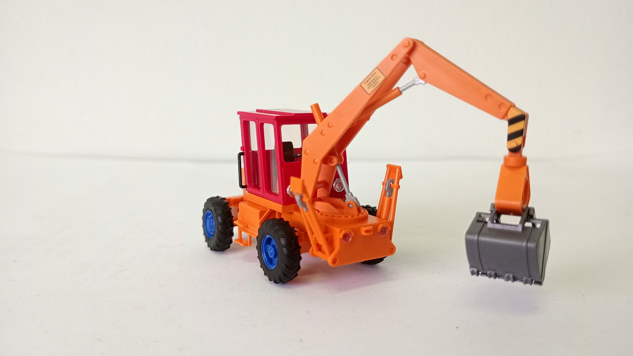 Mach (3840)