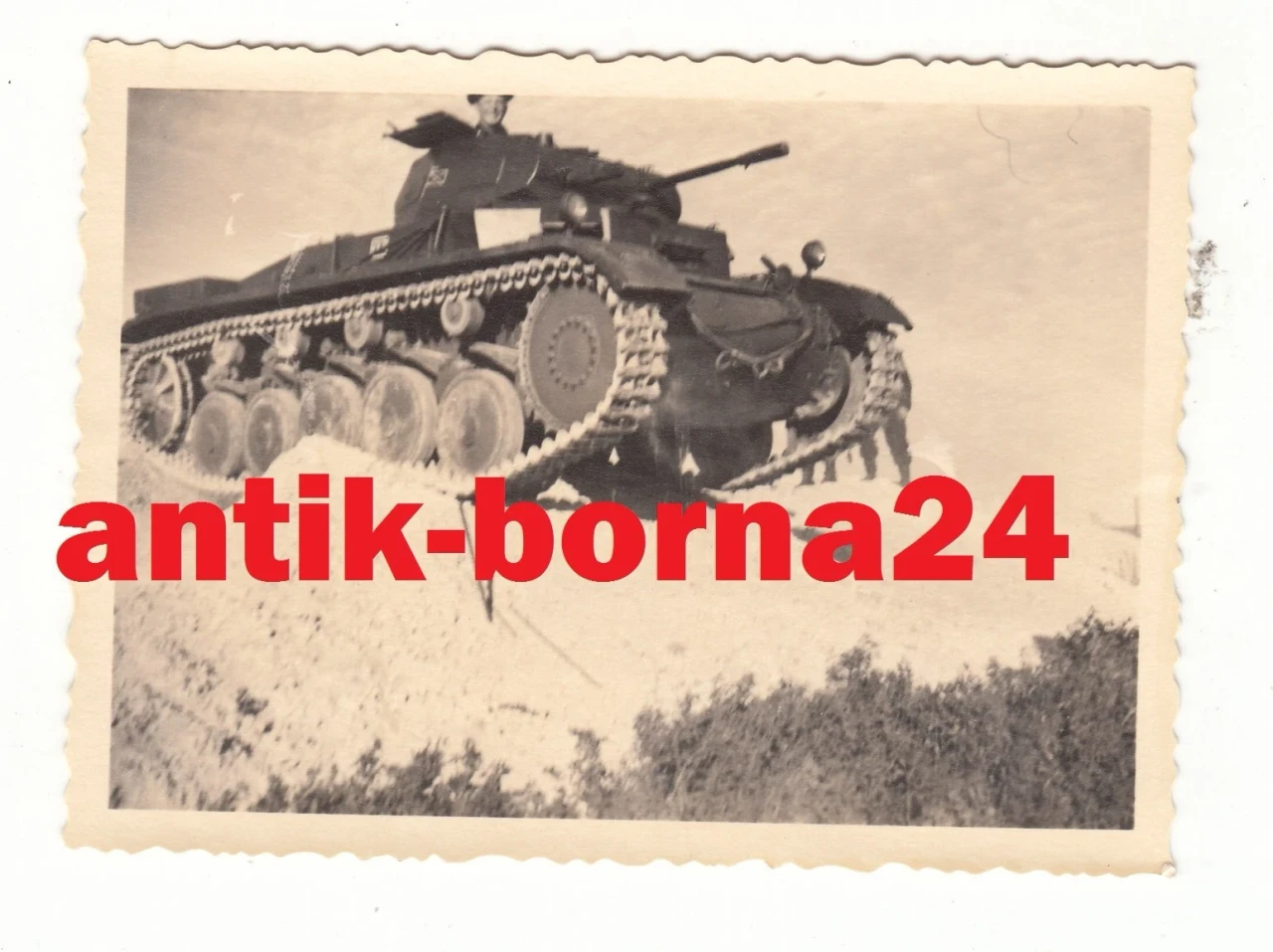 Foto Soldat Einmarsch Sudetenland Nikolsburg Mikulov Panzer Tank Sperren 177
