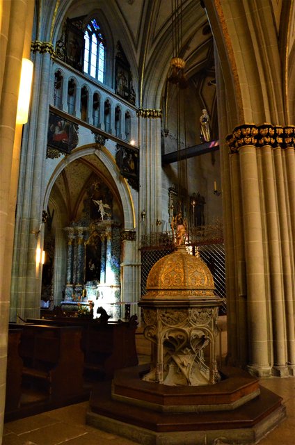 FRIBURGO-4-9-2019 - Suiza y sus pueblos-2019 (35)