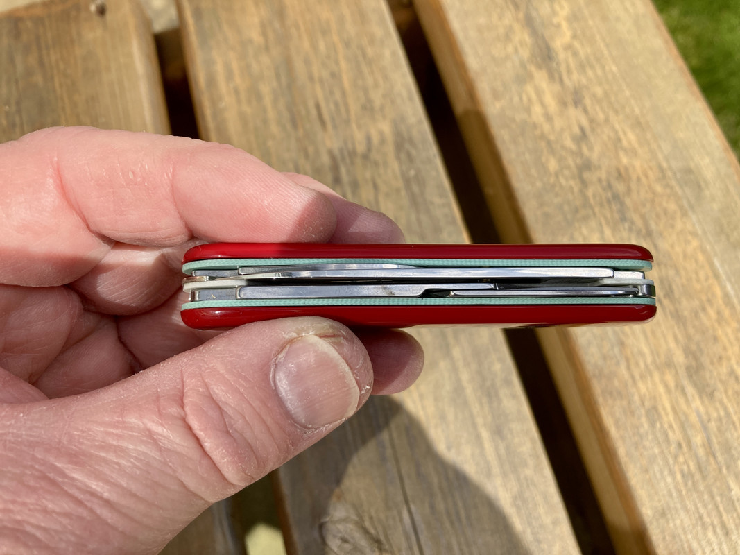 0C855B15-F54E-44E2-A604-6CBF0F051AD8