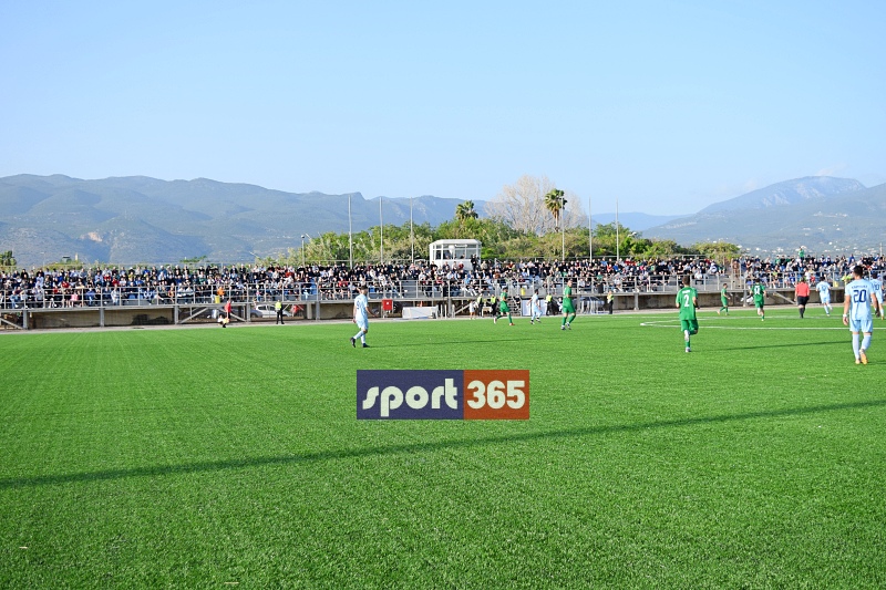 , &Tau;&omicron; &phi;&omega;&tau;&omicron;&rho;&epsilon;&pi;&omicron;&rho;&tau;ά&zeta; &tau;&omicron;&upsilon; &tau;&epsilon;&lambda;&iota;&kappa;&omicron;ύ &Epsilon;&rho;ά&nu;&eta;-&Pi;&alpha;&nu;&theta;&omicron;&upsilon;&rho;&iota;&alpha;&kappa;ό&sigmaf; (&phi;&omega;&tau;&omicron;)