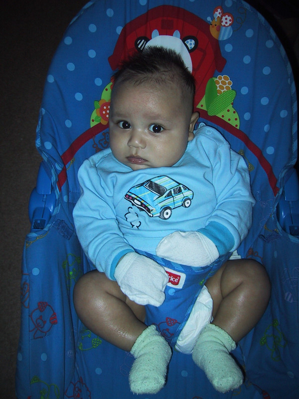 baby at 3 months 011