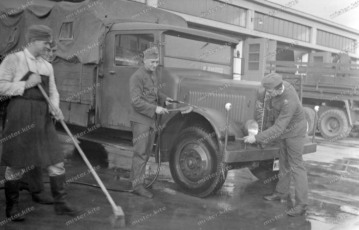 Russland-1942-Panzer-Artillerie-Regiment 16 (mot