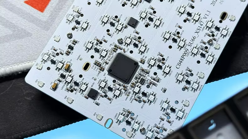 600MHz MCUによる高速レスポンス