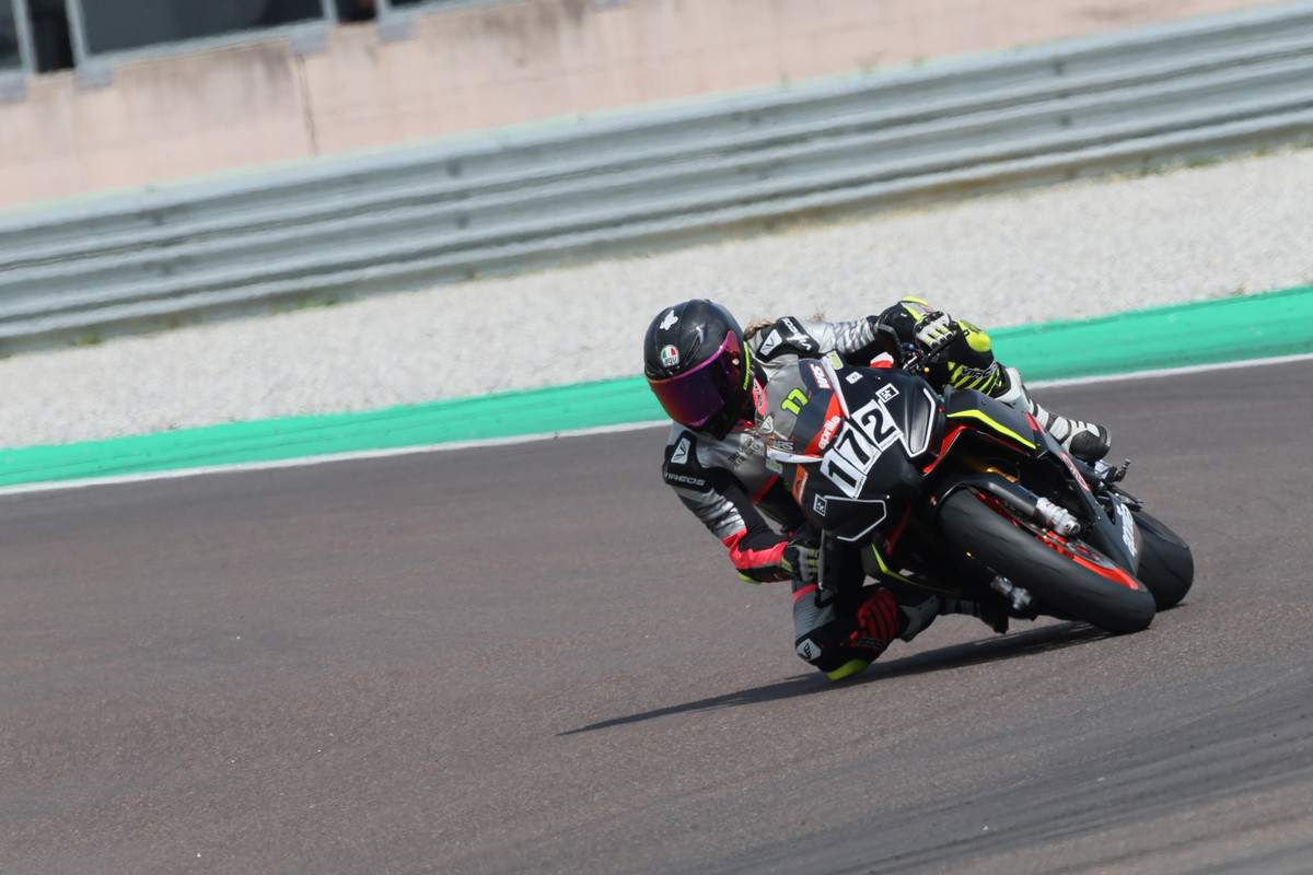 5D64DD58-2B9D-4C95-A046-D31173E03FAB