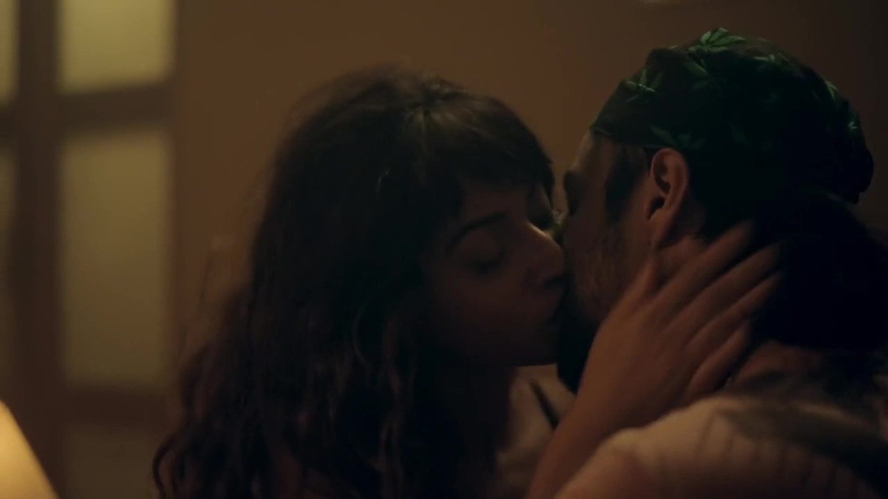 vlcsnap 2025 11 03 23h42m51s484