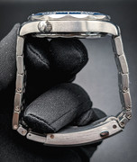 PXL 20251205 011705360 PORTRAIT ORIGINAL