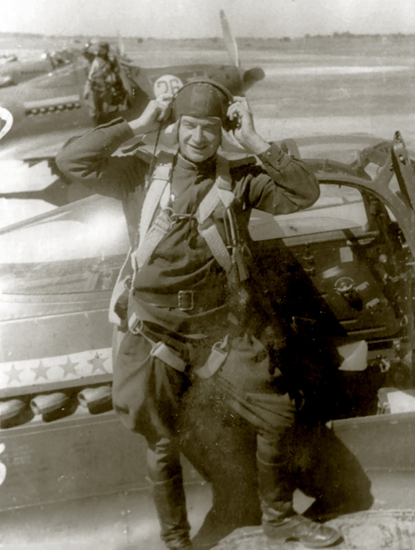 Aircrew-USSR-129GvIAP-205IAD-ace-Georgy-Illarionovich-Basenko-Ukrainian-Front-1944-01