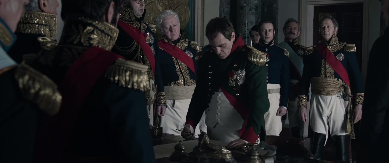 Napoleon-2023-Directors-Cut-WEBRip-Hindi-English-720p-10bit-HEVC-DDP-5-1-MSub-mkv-0005