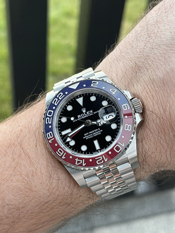 F190D2AD-0F6B-4D4A-A5B8-B9DD43DEFD92