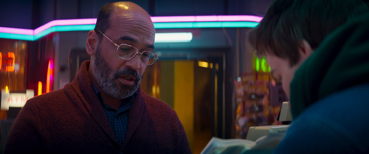 Ms.Marvel.S01E03.Destined.2160p.10bit.DSNP.WEB-DL.DDP5.1.HEVC-Vyndros.mkv_snapshot_18.53_[2022.07.14