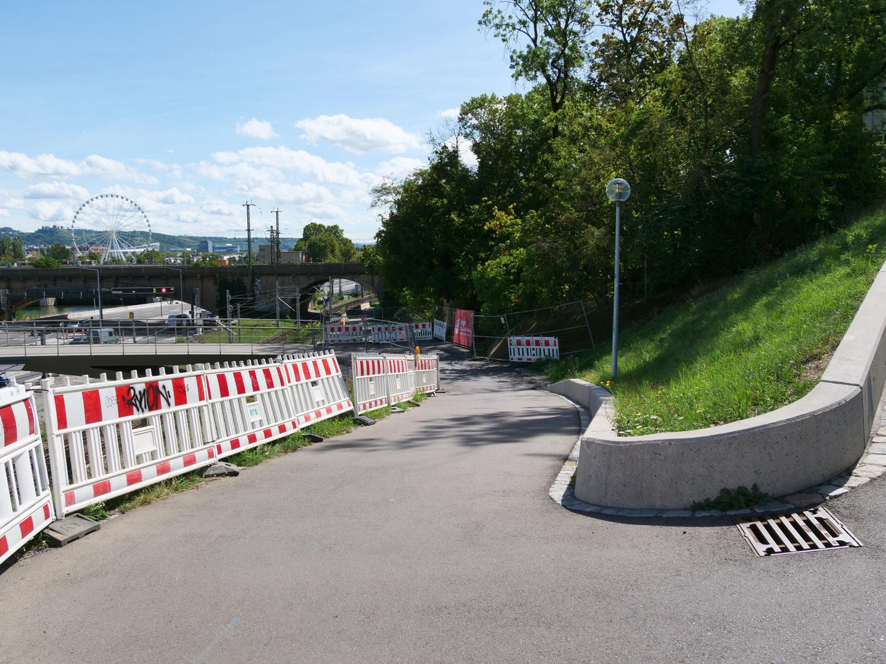 [Bild: 050926-131431-245b.jpg]