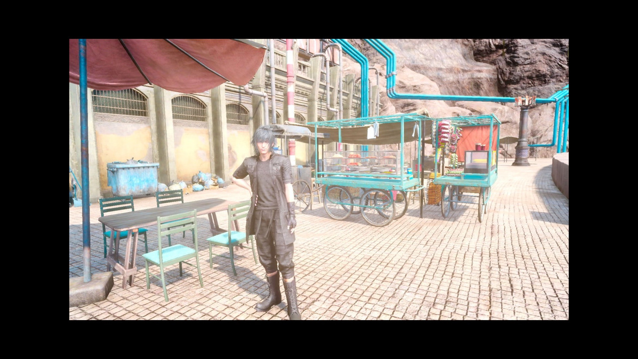 noct just looks awkward here and i enjoy it