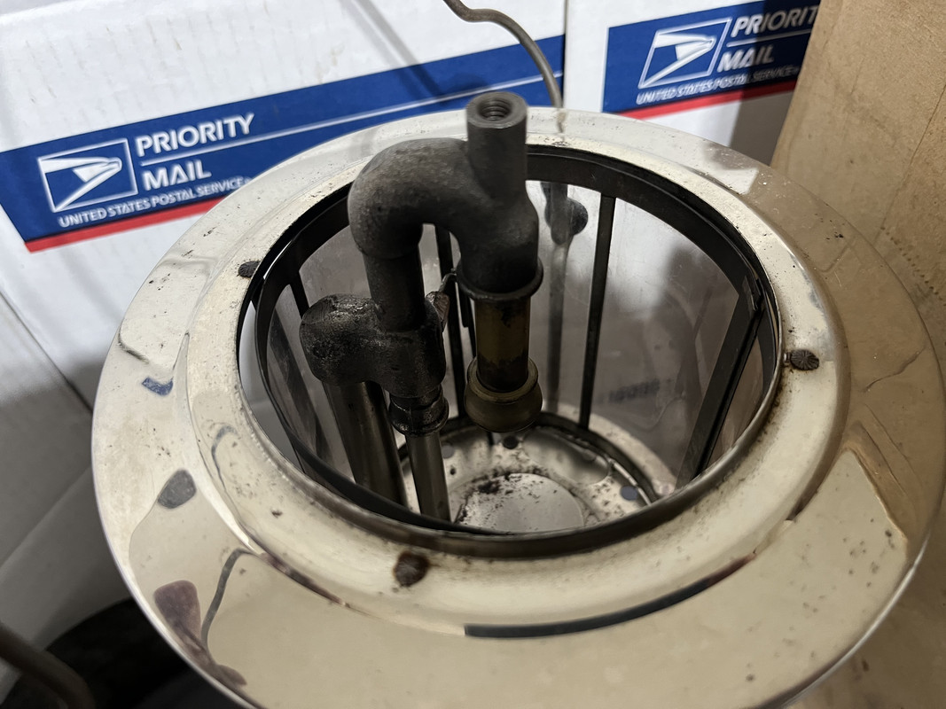 88460B4C-54D2-4C6F-BB8A-CD20EB8464C9