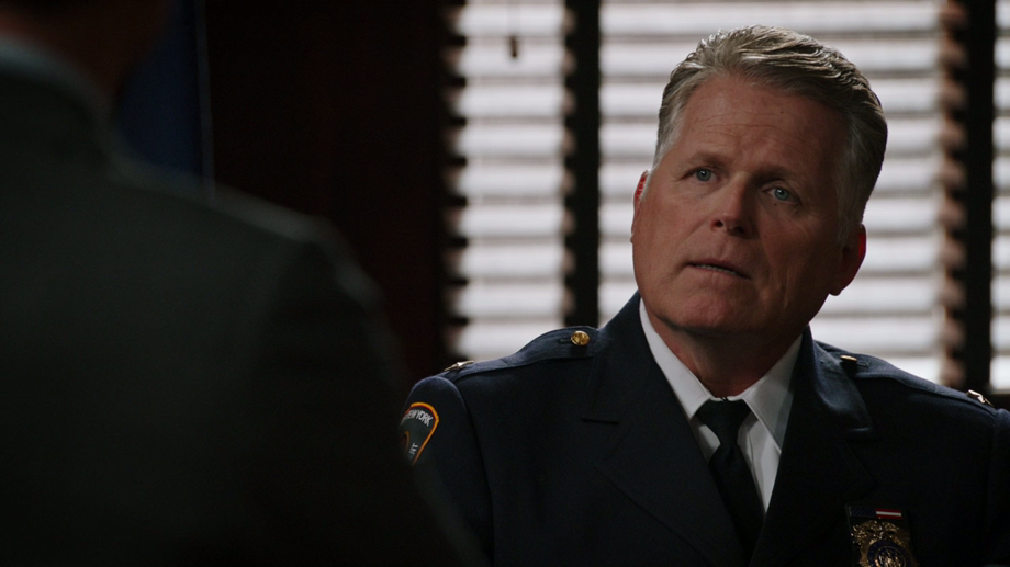 Law-and-Order-S22-E09-The-System-720p-AMZN-WEB-DL-DDP5-1-H-264-NTb-mkv4.png