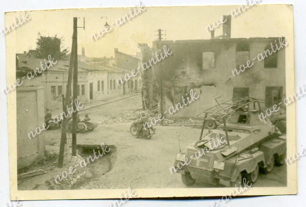 Foto Wehrmacht Sd.Kfz.232 8-Rad Panzer, Kradschü