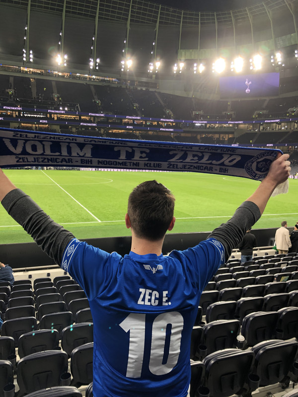 D80C099B-DC67-435C-8674-C9C56CBFBCEE