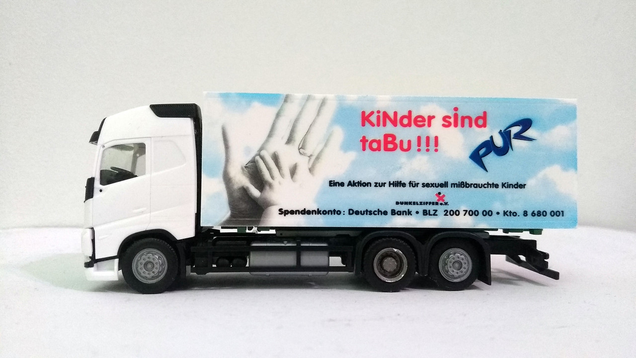 Mach (2492)