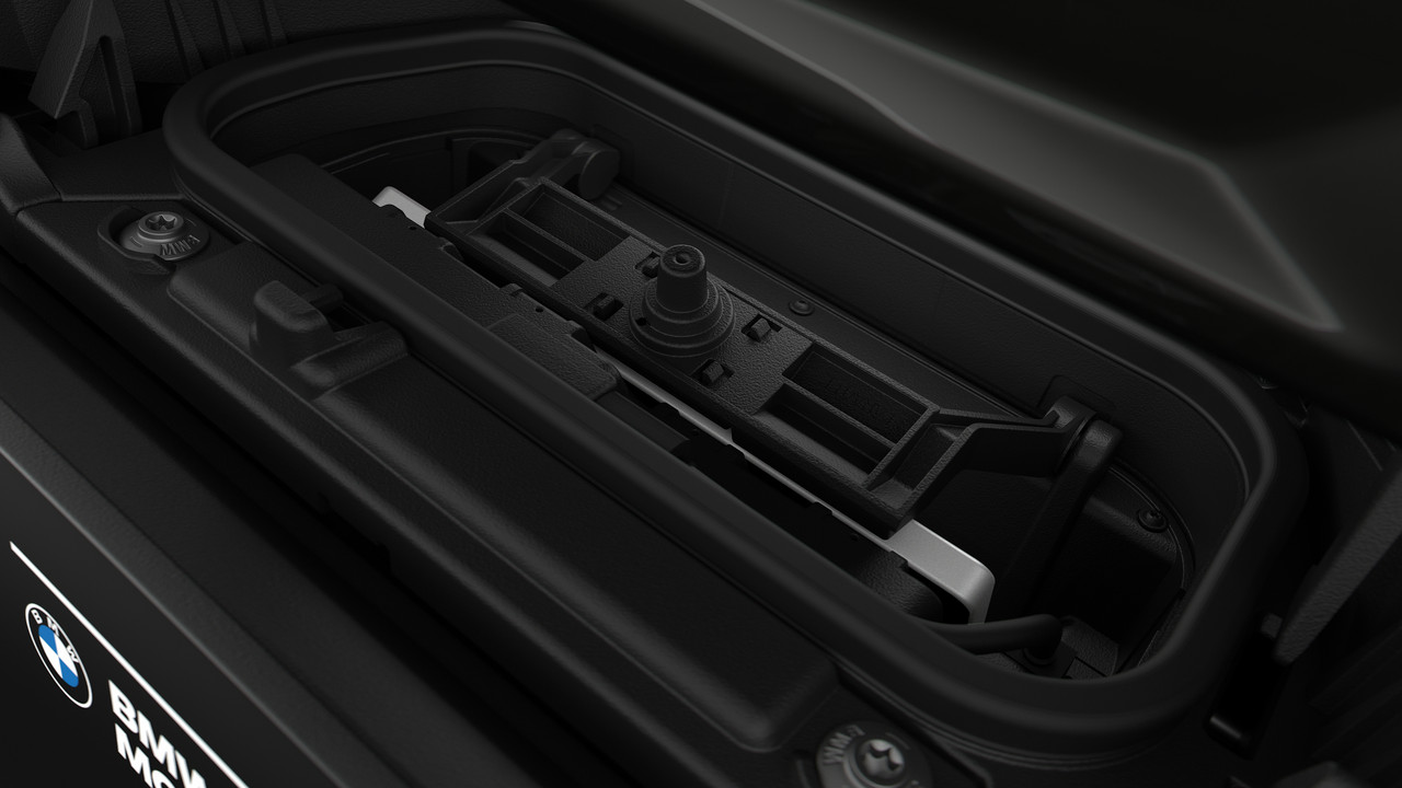 P90440590_highRes_bmw-k-1600-grand-ame