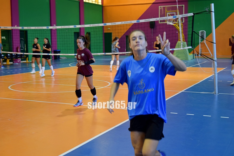 , Μπήκαν στο γήπεδο τα κορίτσια του Απόλλωνα (pics & vid)