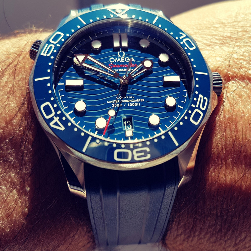 Ω Seamaster Professional Diver 300M Co-Axial Master Chronometer 42mm Cal. 8800 Blue (2)
