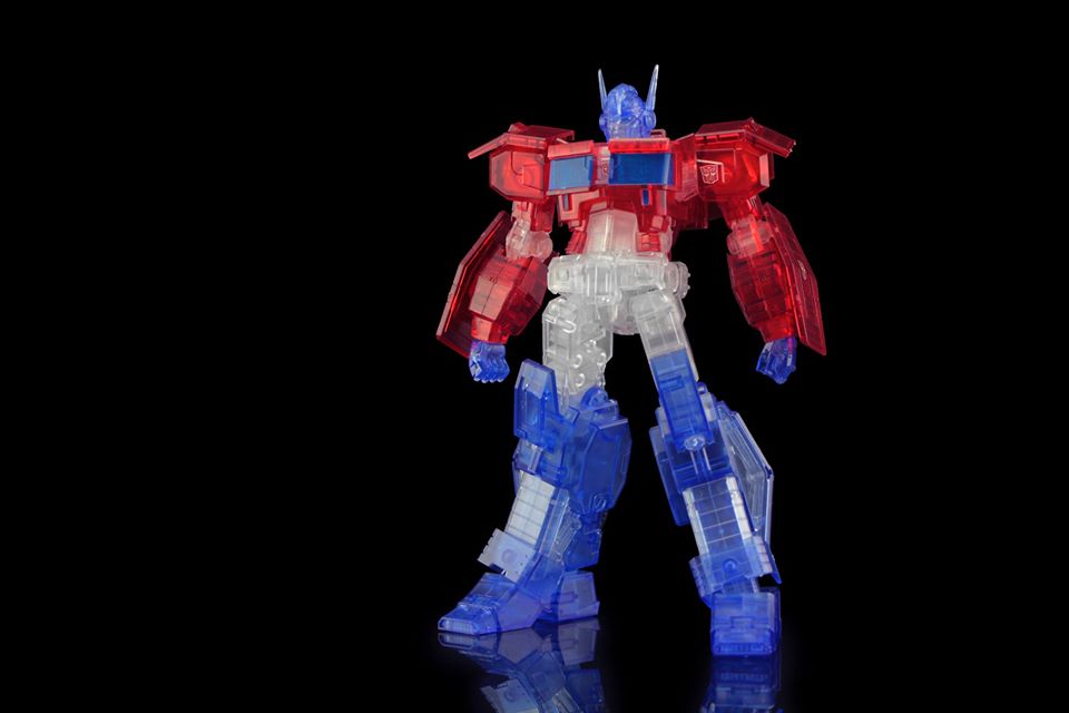 Furai-Model-IDW-Optimus-Prime-Clear-Ver-03
