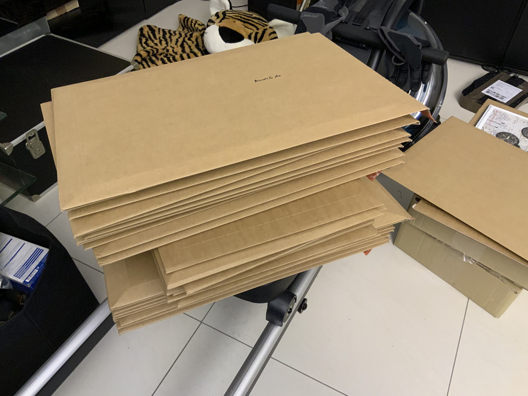 04B1A581-F1F0-487E-801D-0726AA768A64