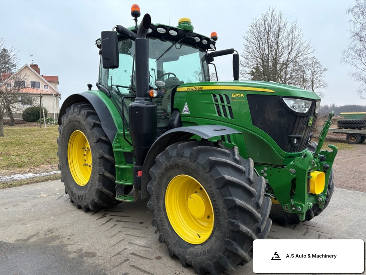 Usato John Deere 6215R 2016 trattori sopra 100cv in vendita, 3,272h