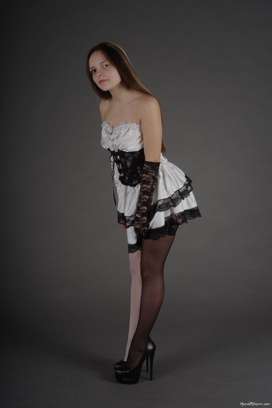 MarvelCharm_Nika-Light-Dark-092