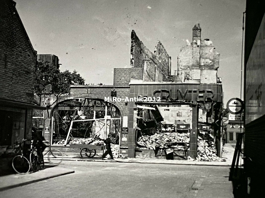 zerstörtes Ladengeschäft De Gryter in Holland2